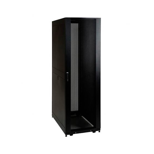GABINETE DE PISO DE NEWLINK 42RU 78", PUERTA VENTILADA, ABANICO Y REGLETA DE 6 OUTLES